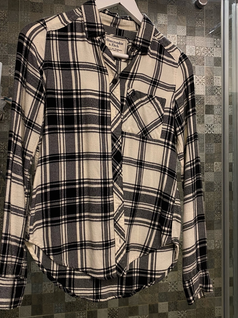 Abercrombie & Fitch Black and White Plaid Button-Down Shirt